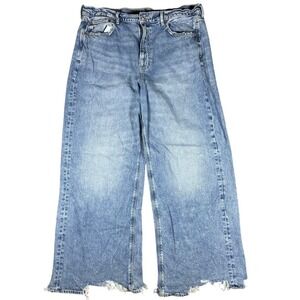 American Eagle Super High Rise Baggy Wide Leg Jeans Light Wash Raw Hem 36x30